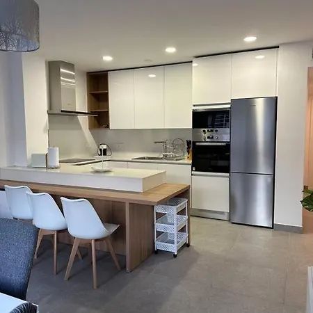 Coqueto Apto A 2 Min De La Playa Fuengirola