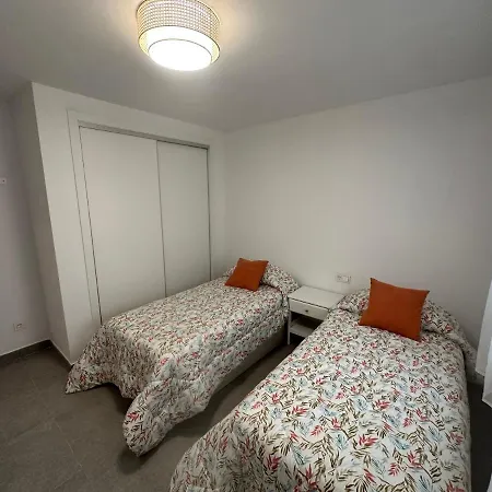 Coqueto Apto A 2 Min De La Playa