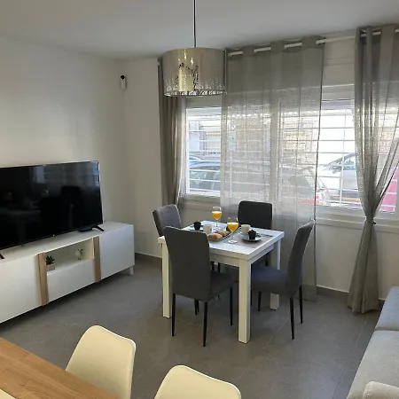 Coqueto Apto A 2 Min De La Playa Lejlighed