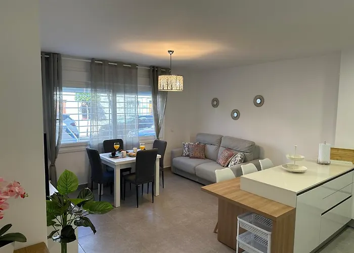 Coqueto Apto A 2 Min De La Playa דירה *